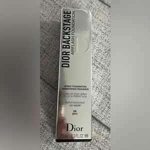 Dior Backstage Airflash Foundation.. brand new never used